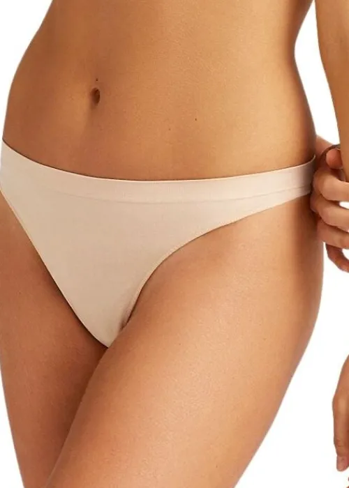 Sale Ambra Seamless Thong