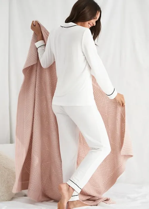 Cheap Pretty You London Bamboo Pyjama Set Cream